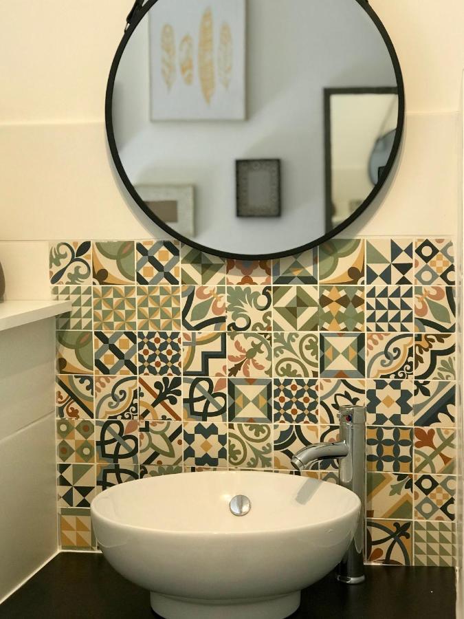 O 36 Rempart Sud B&B Aigues-Mortes Buitenkant foto