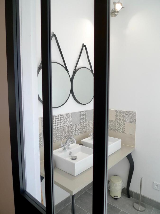 O 36 Rempart Sud B&B Aigues-Mortes Buitenkant foto
