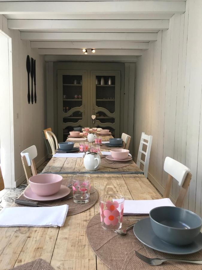 O 36 Rempart Sud B&B Aigues-Mortes Buitenkant foto