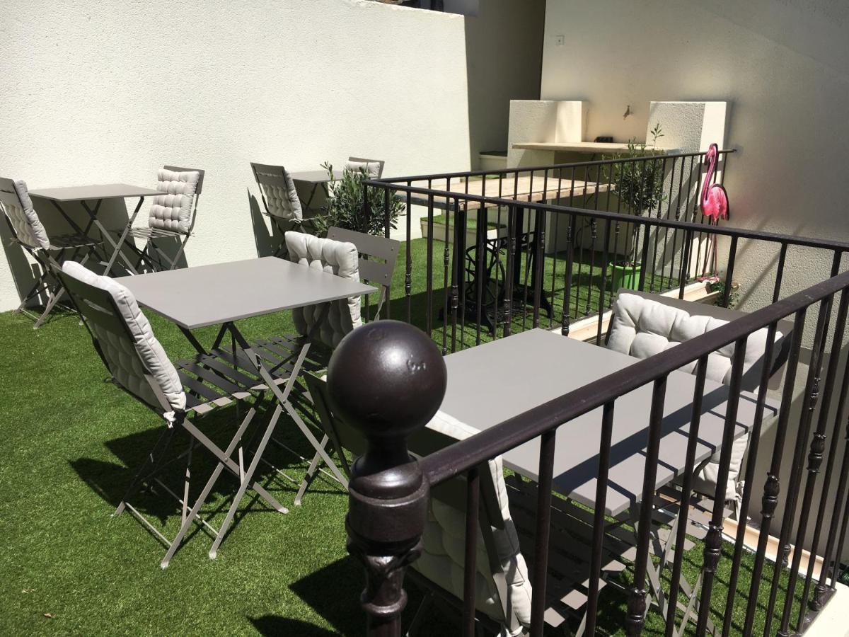 O 36 Rempart Sud B&B Aigues-Mortes Buitenkant foto